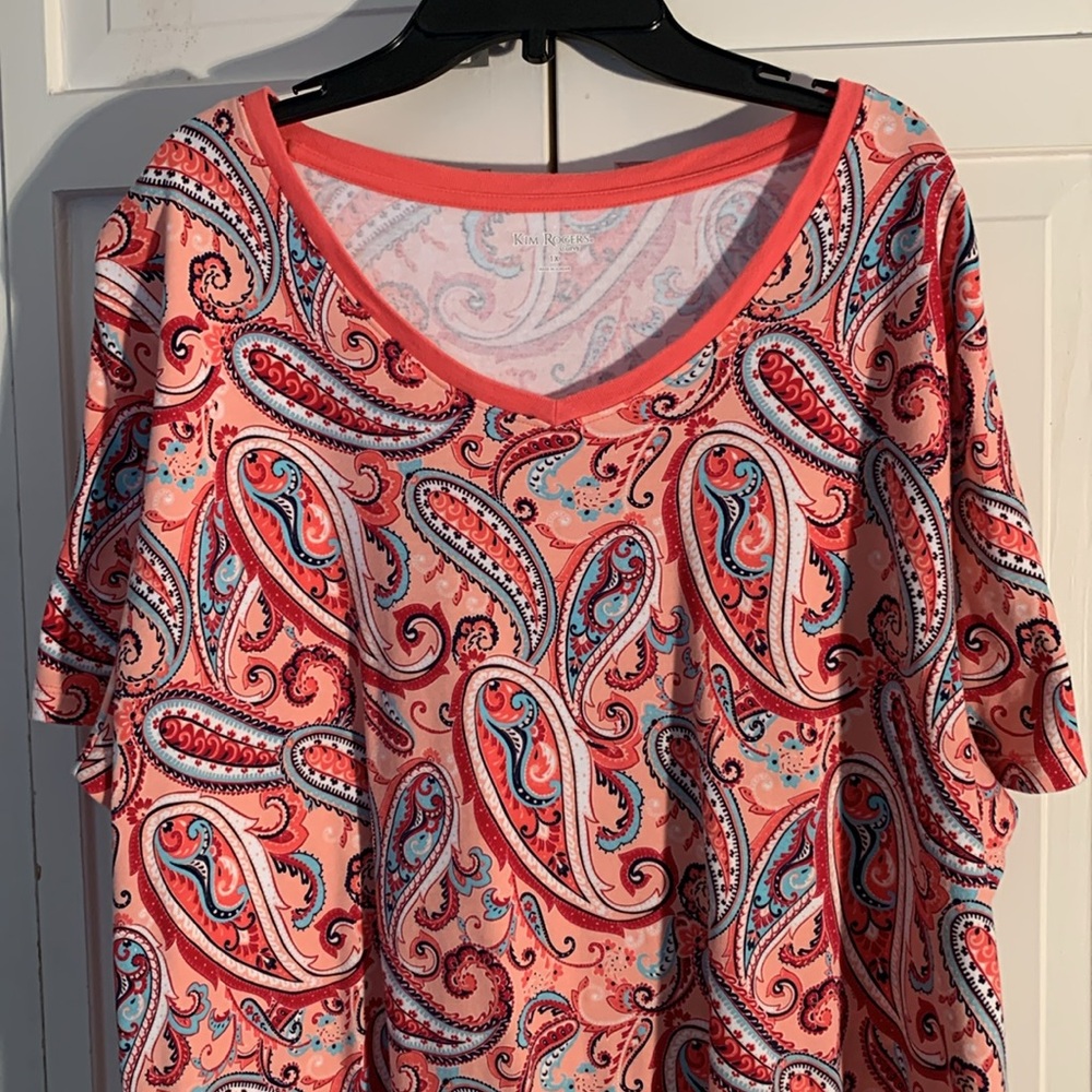Kim Rogers 1X Multi-colored Paisley Print Short Sleeve T-Shirt EUC - Picture 2 of 6